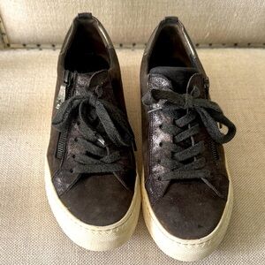 Paul Green Zip Women’s Sneakers. Size 6.5 U.K = 9 U.S Black Metallic Dark Grey
